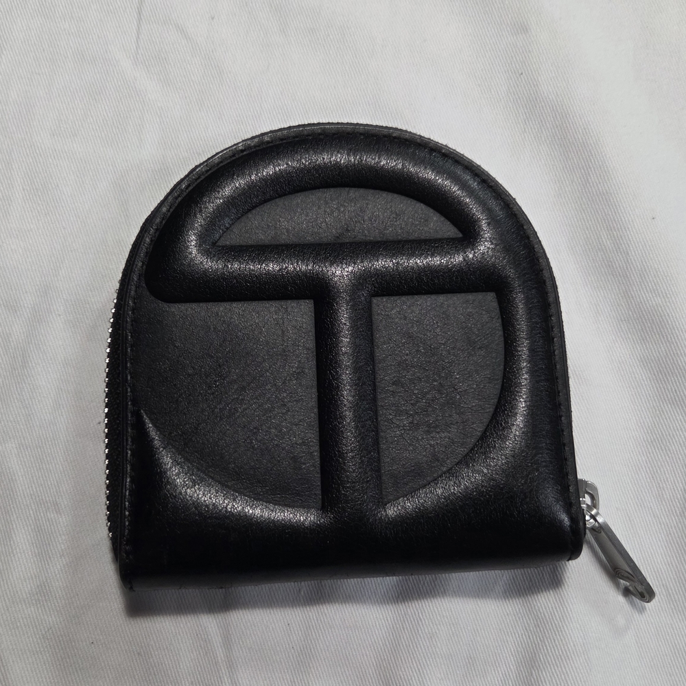 Telfar Black Leather Cap and Wallet Set - Picture 6 of 10